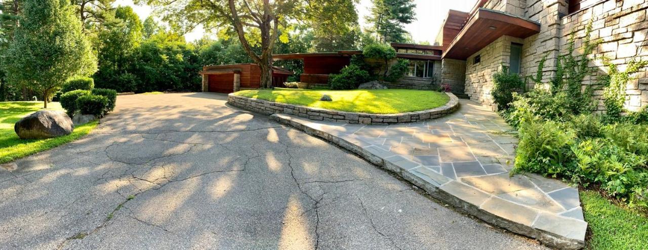 Peaceful Getaway Cottage On Grounds Of Historic Mid-Century Gem Northborough エクステリア 写真