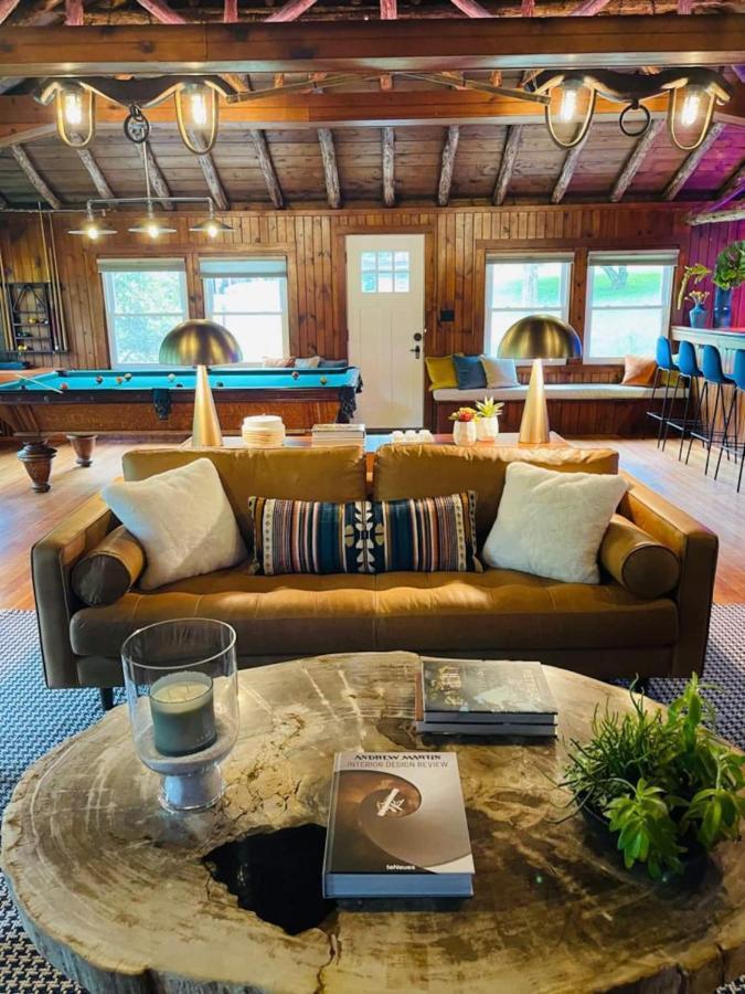 Peaceful Getaway Cottage On Grounds Of Historic Mid-Century Gem Northborough エクステリア 写真