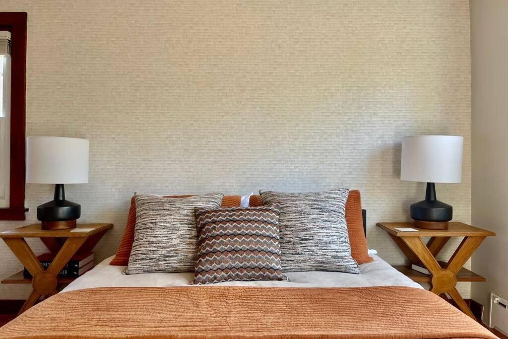 Peaceful Getaway Cottage On Grounds Of Historic Mid-Century Gem Northborough エクステリア 写真
